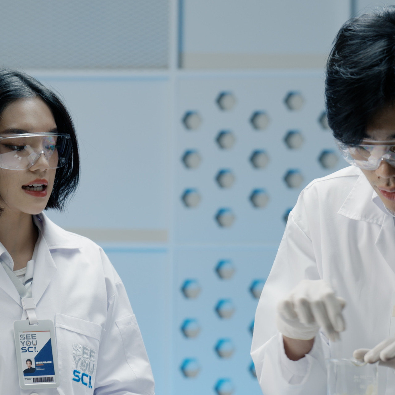 EP2
