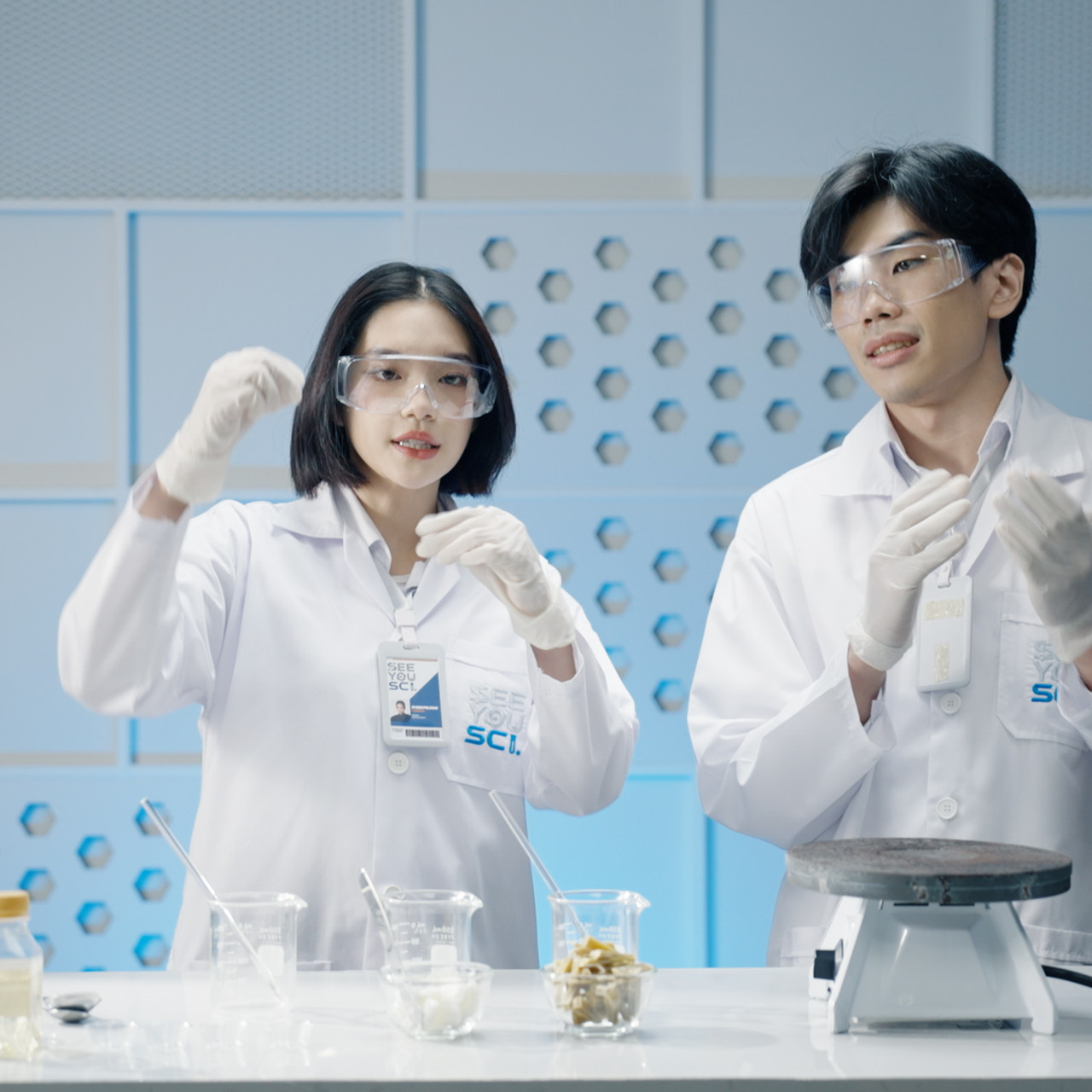 EP2
