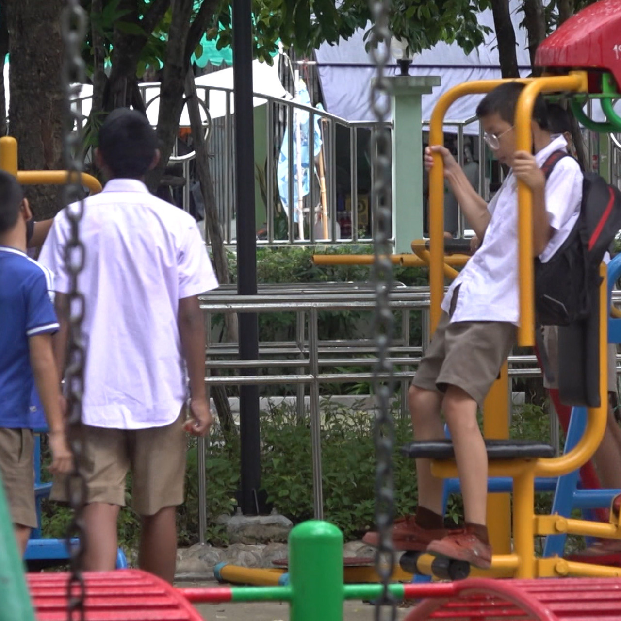 Have a newsday650916 (14)
