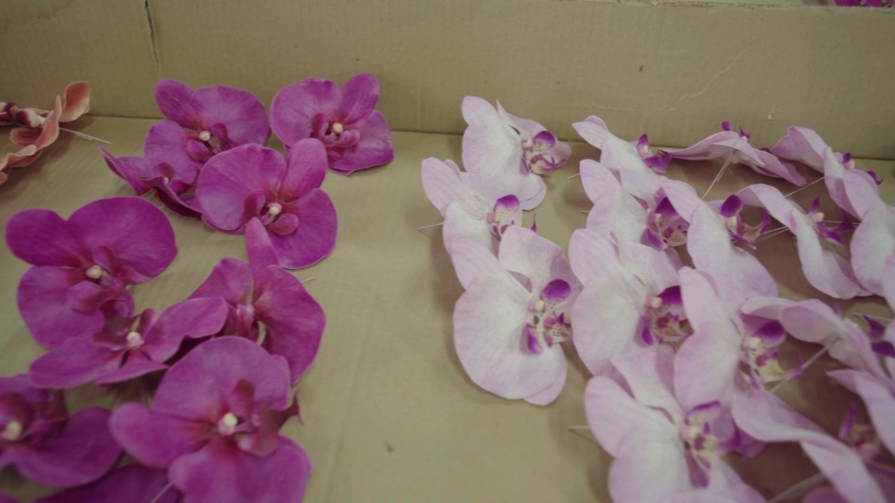 สืบทอดธุรกิจการประดิษฐ์ 9