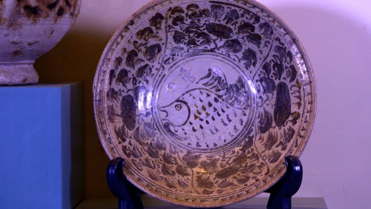 MuseumDetective651105-4