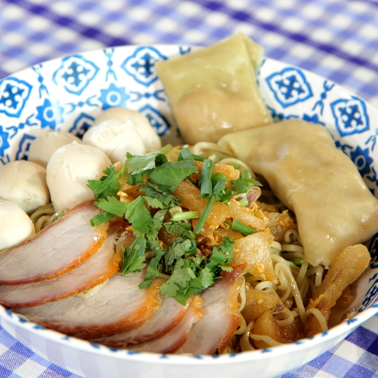 MhoKhaoMhoGang660827-3