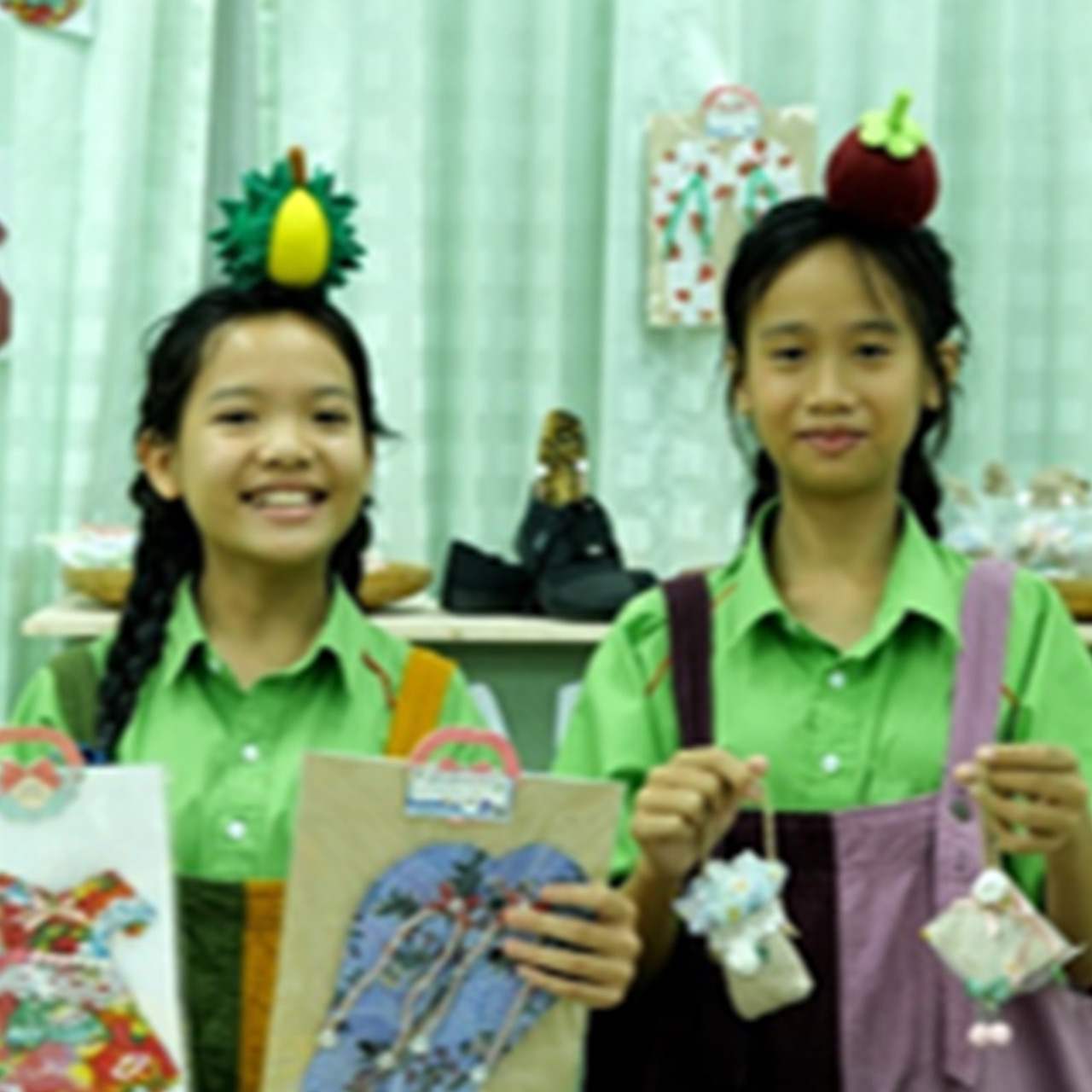 MySchool_670526_02