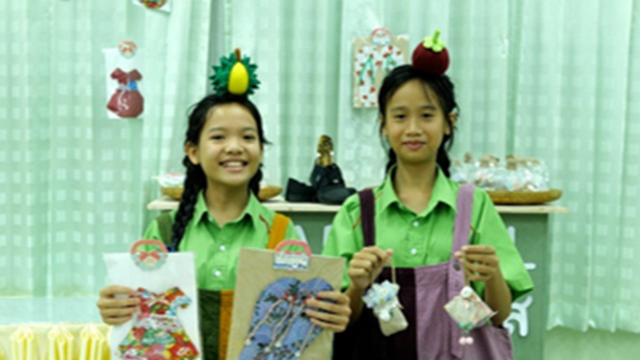 MySchool_670526_02