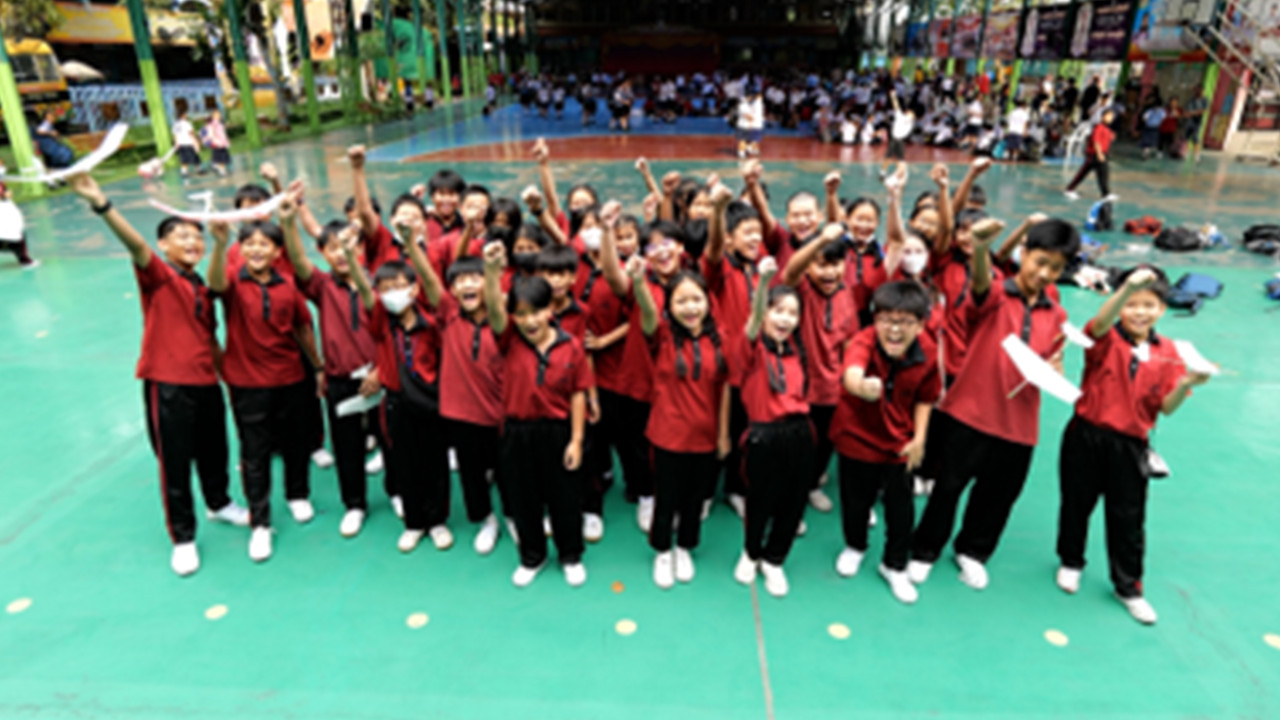 MySchool_670721_01