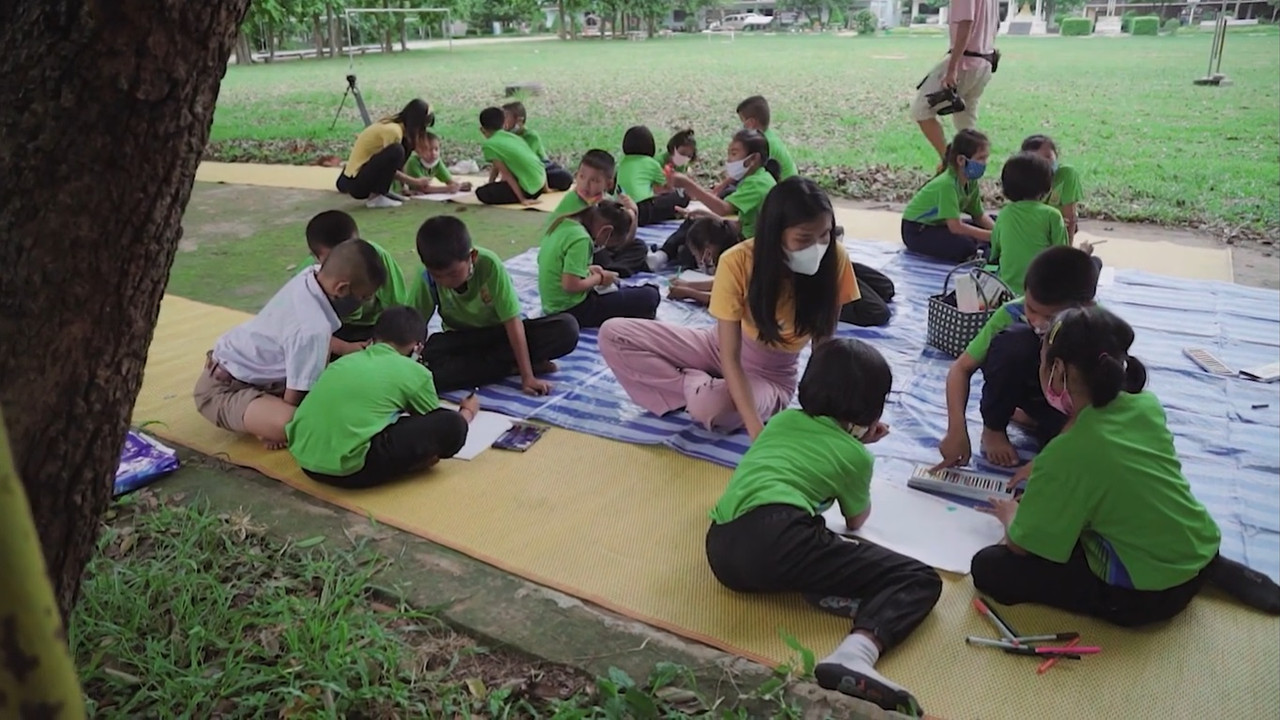 ครูพุ่มพวง ตอน โรงเรียนบ้านนาขนวน ตอนที่ 56