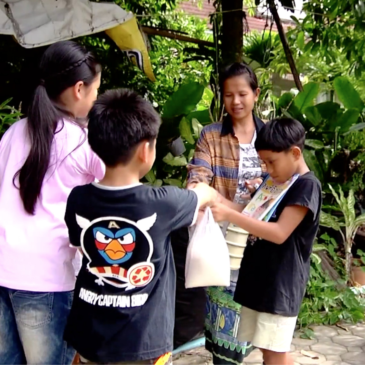 หน้าต่างสีรุ้ง Ep13 (03)