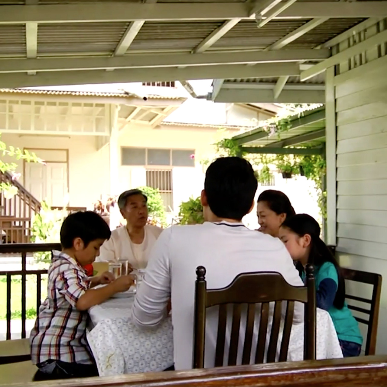 หน้าต่างสีรุ้ง Ep.02 (01)