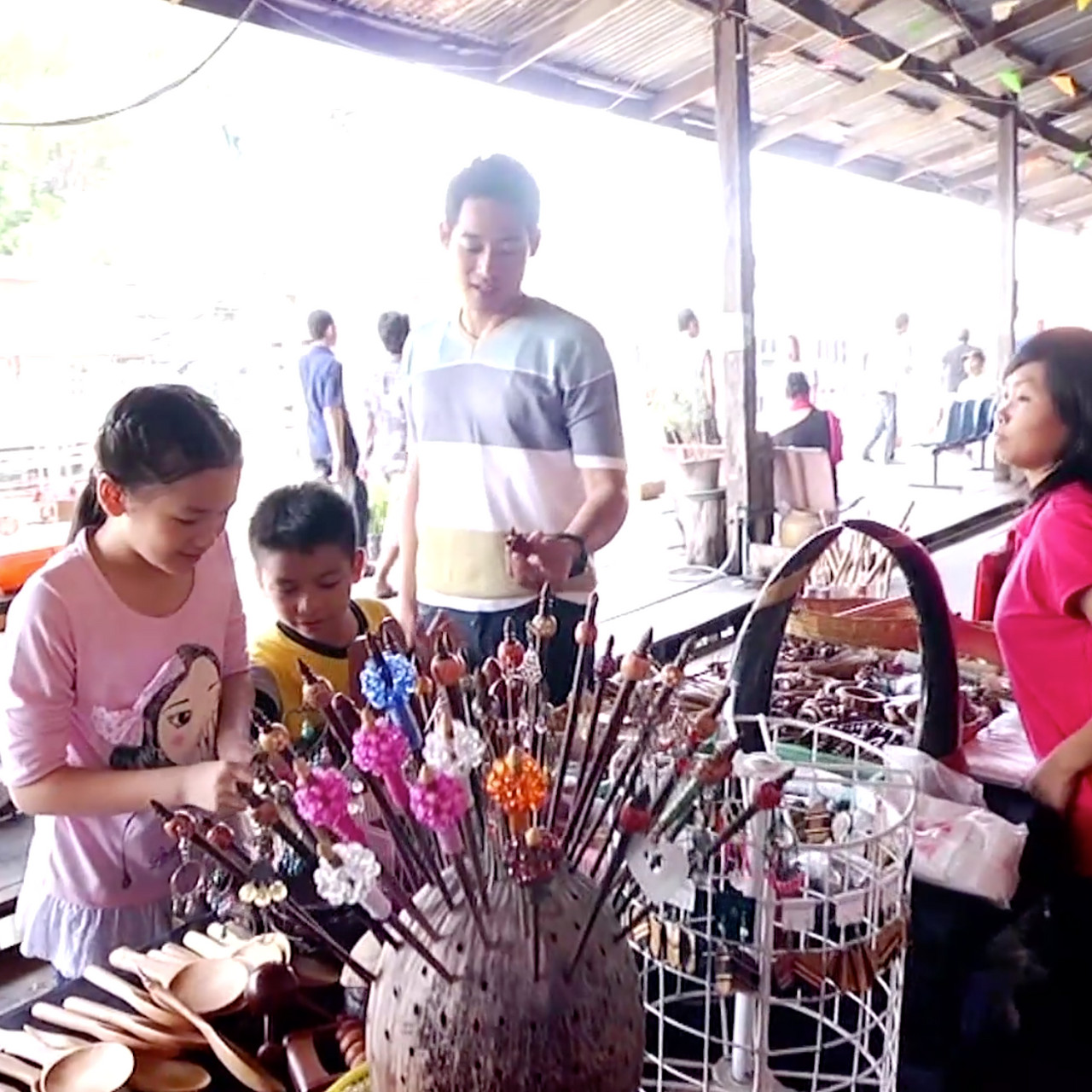 หน้าต่างสีรุ้ง Ep04 (02)