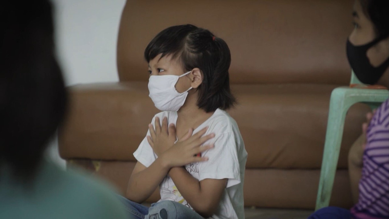 ครูพุ่มพวง ตอน ชุมชนคุ้มหนองคู  5
