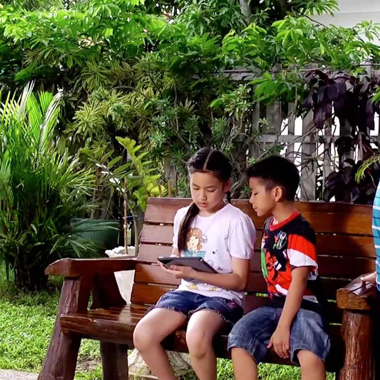 หน้าต่างสีรุ้ง Ep5 (01)