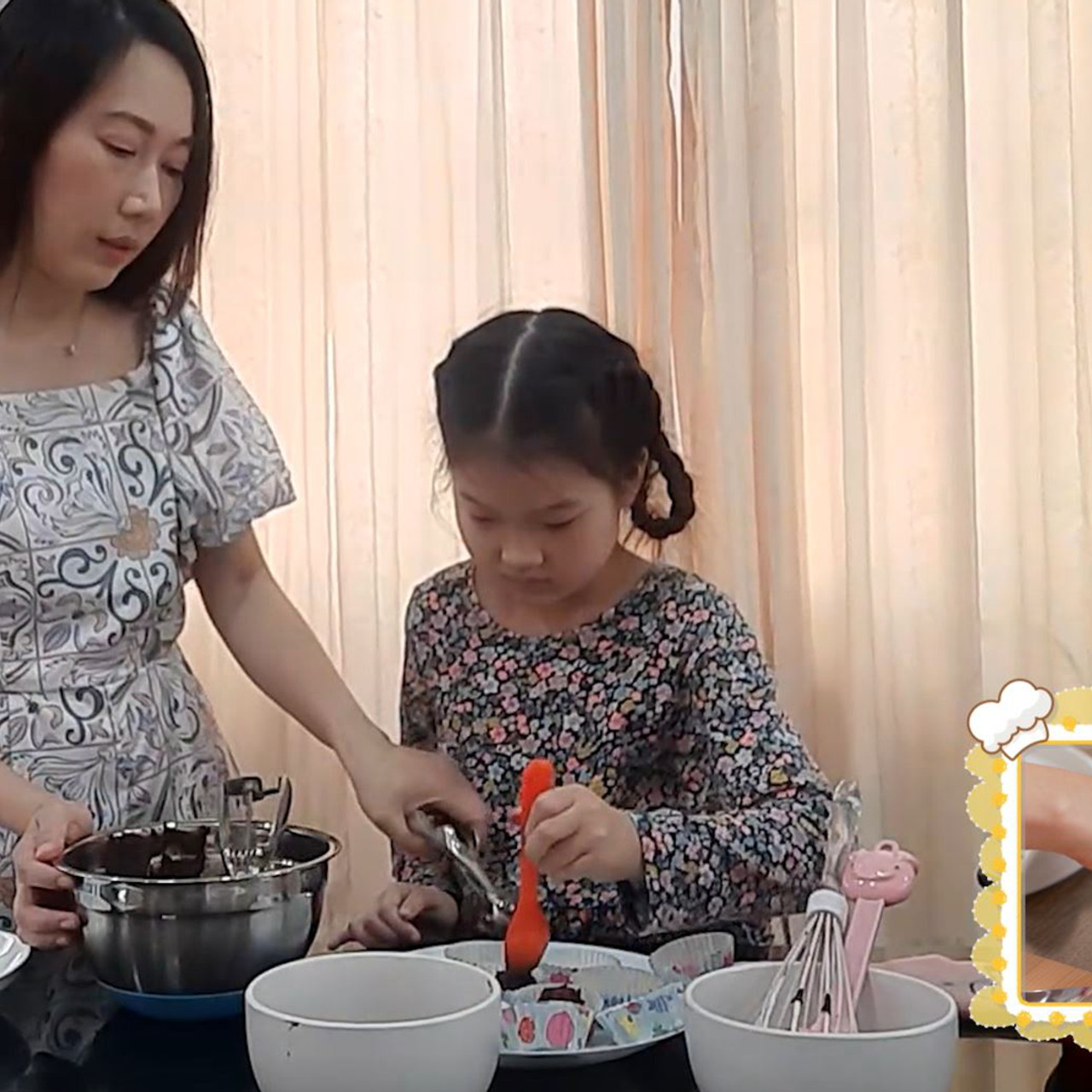 Eating-641105-2