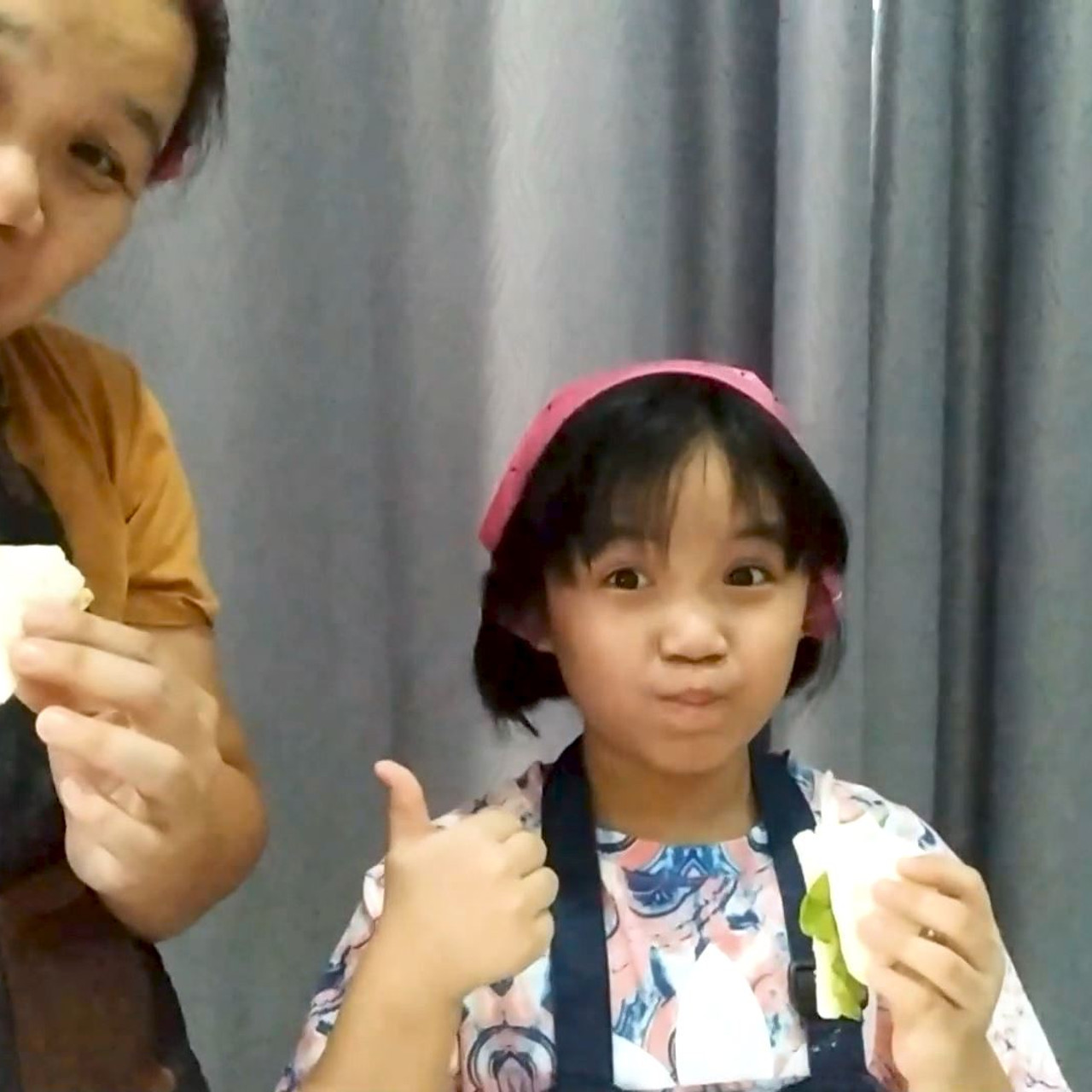 Eating-641029-8