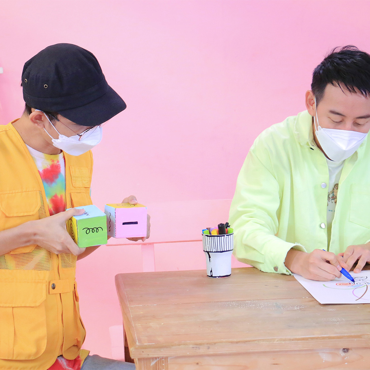 ArtBox650224-2