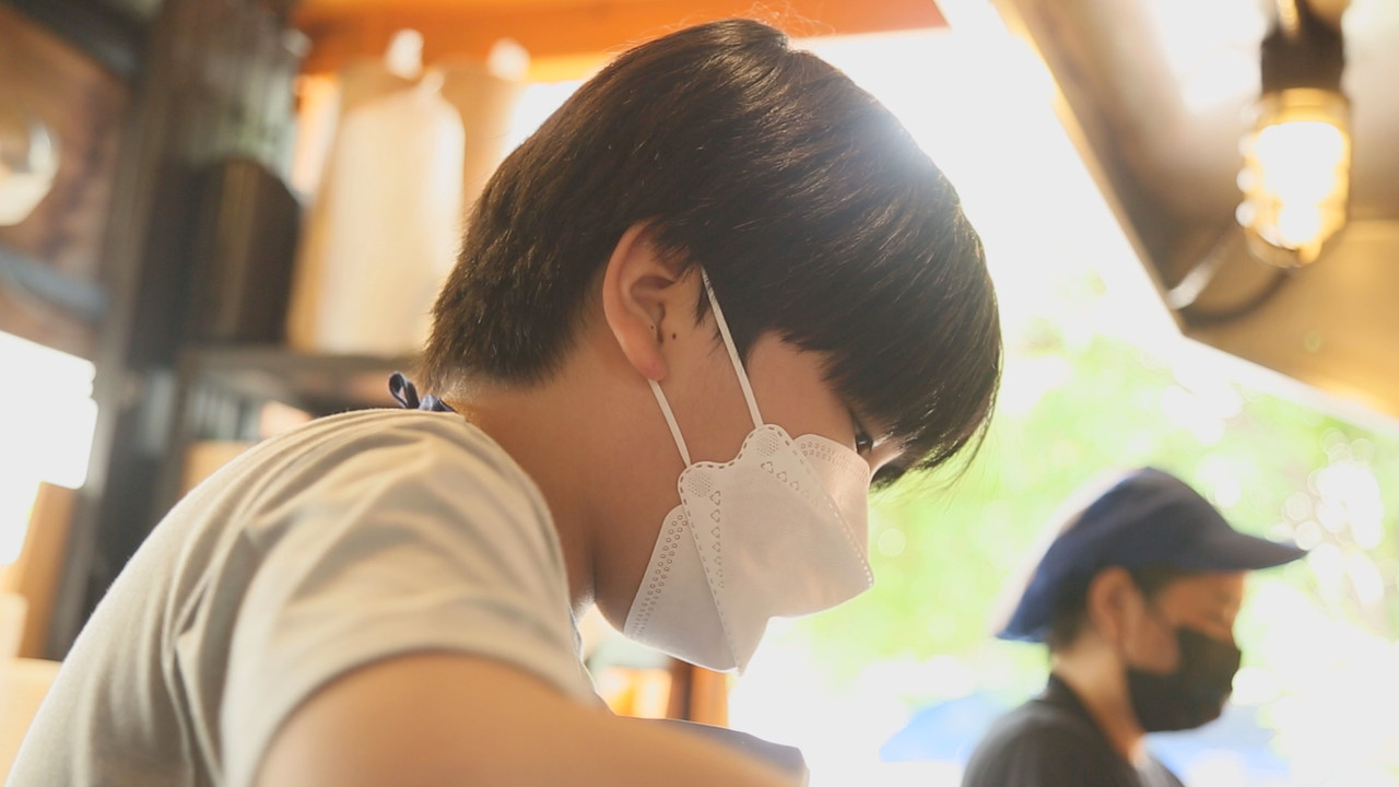 เชฟฟิจิหนุ่มน้อยผู้รักการทำอาหาร