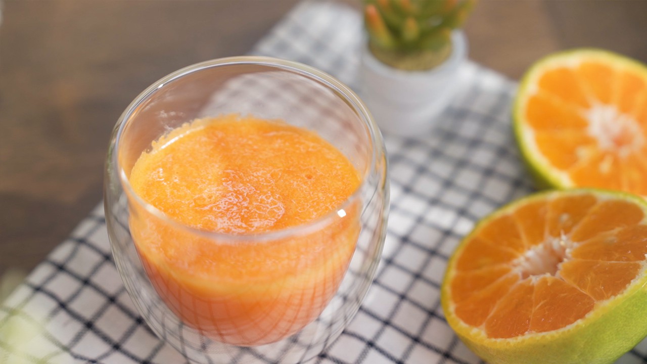 น้ำสีส้มสมุนไพร