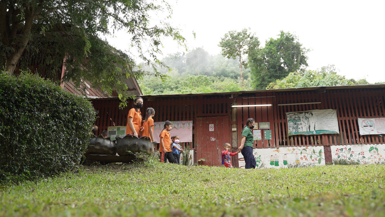 ห้องเรียนในหุบเขา