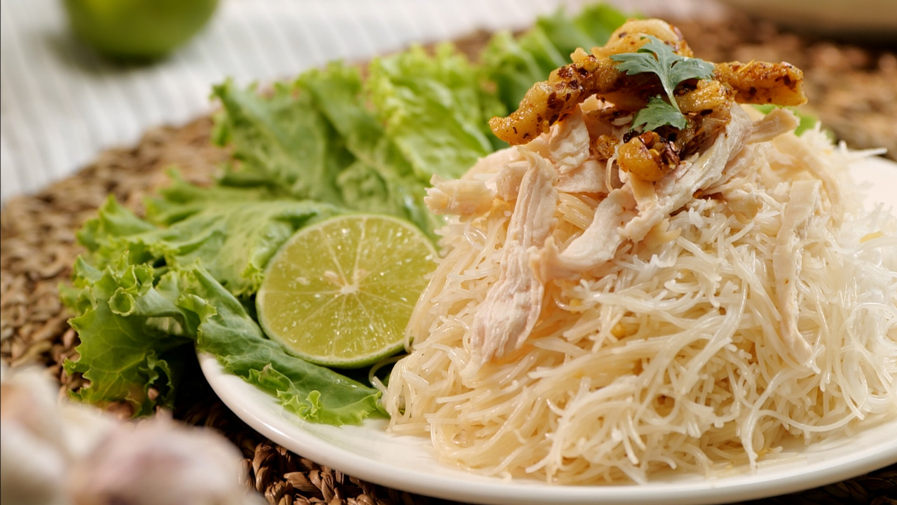 เส้นหมี่ไก่ฉีก