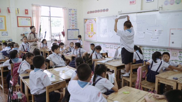 ฉันจะเป็นครู I want to be a teacher