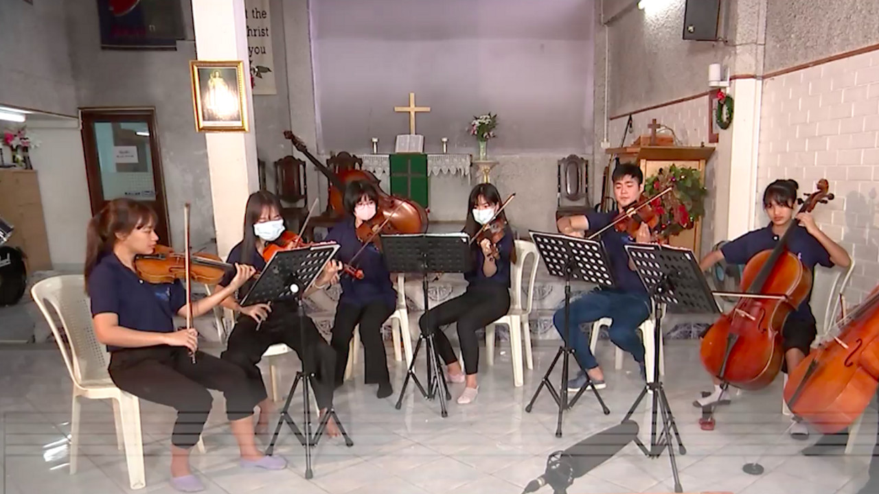 ครูต้นกล้วย ผู้สร้างสุนทรียภาพในสลัมคลองเตย