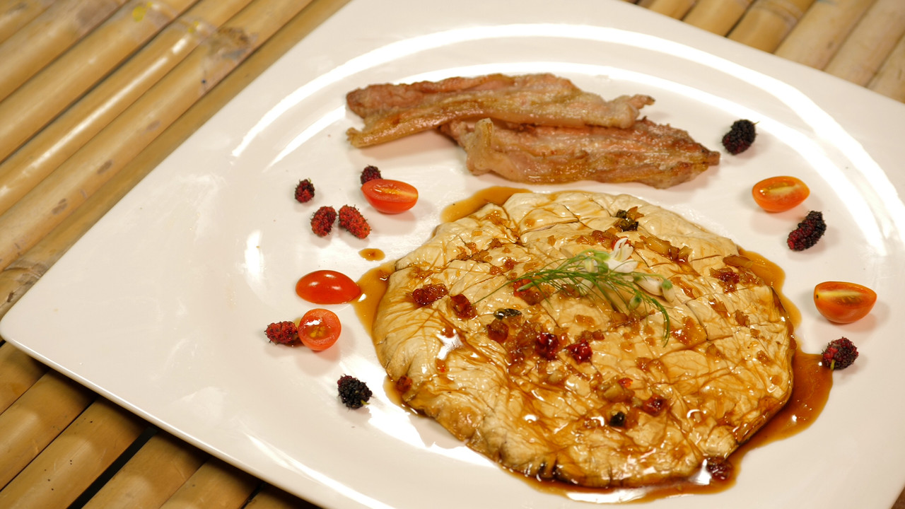 สเต๊กเห็ดหมูสามชั้นย่างซอสเทอริยากิ