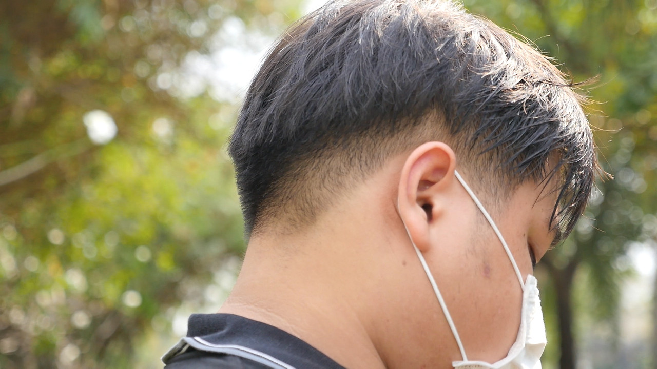 ชัวร์หรือมั่ว : ใส่หน้ากากอนามัยไว้ด้านหลังศีรษะ ช่วยให้หูกลับเข้าที่