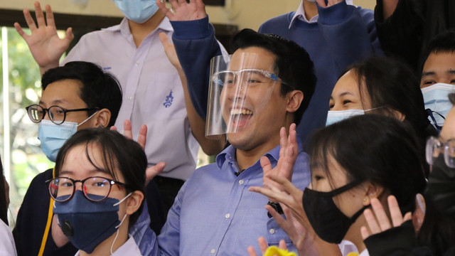 COOL CRU จารย์เจ๋ง